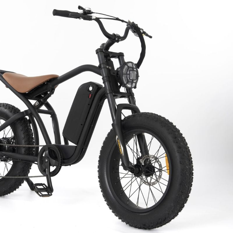 Kenda, 20” x 4.0 ‘fat’ tyres