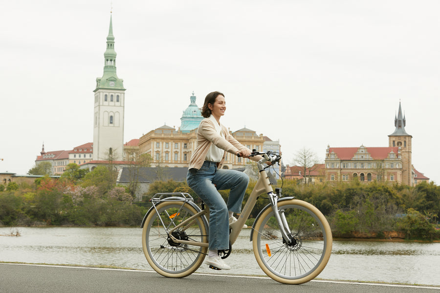 ADO Air 28 Pro and Ultra All-Rounder Urban Step Through Electric Bike 250w