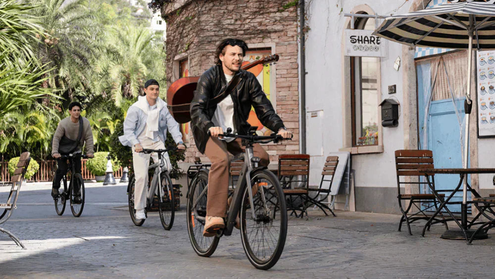 The Battle of the E-Bike Motors - Hub Drive vs. Mid Drive