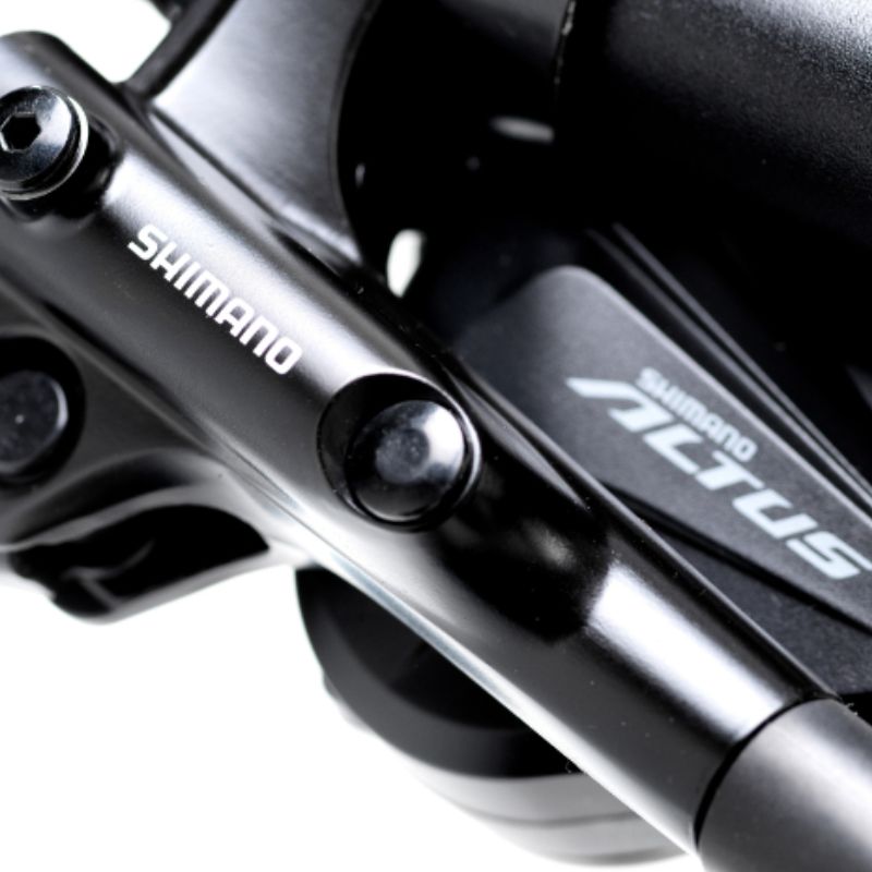 Shimano Altus